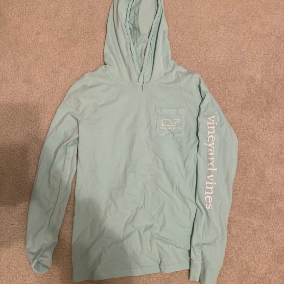 Vineyard vines t-shirt hoodie - Picture 1 of 2